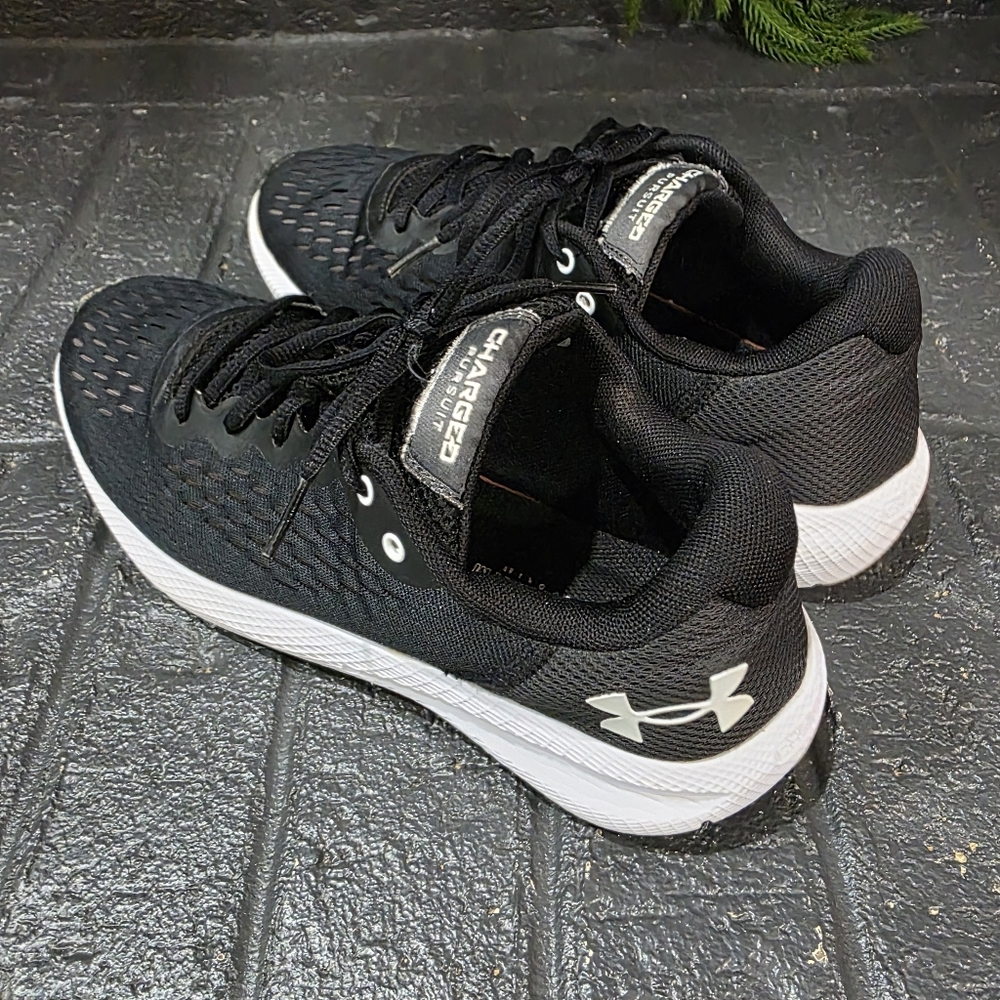 Under Armour Charged Pursuit Running Sneakers,  Women's Size 10 - Picture 2 of 8